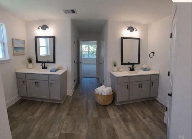 4415 Karam Landing, Dickinson, TX 77539