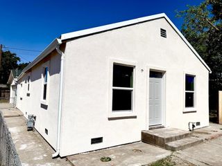 407 S Washington St, Lodi, CA 95240