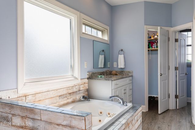 34 Porpoise Place, N Topsail Beach, NC 28460
