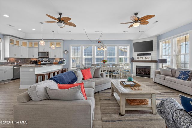 34 Porpoise Place, N Topsail Beach, NC 28460