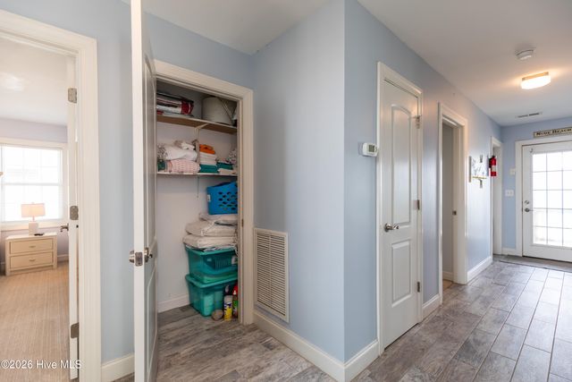 34 Porpoise Place, N Topsail Beach, NC 28460