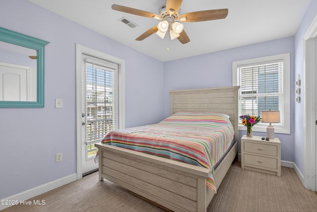 34 Porpoise Place, N Topsail Beach, NC 28460