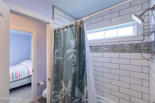 34 Porpoise Place, N Topsail Beach, NC 28460