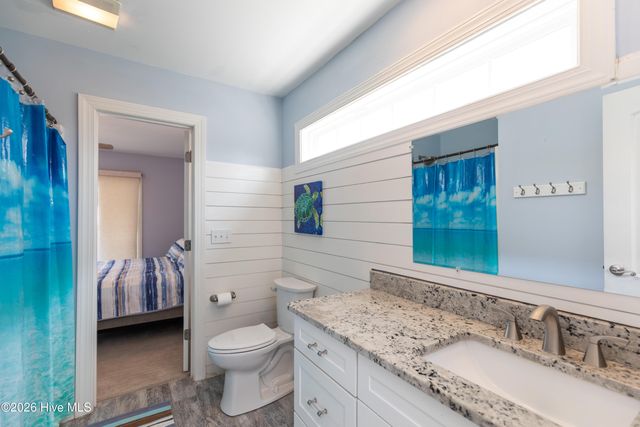 34 Porpoise Place, N Topsail Beach, NC 28460
