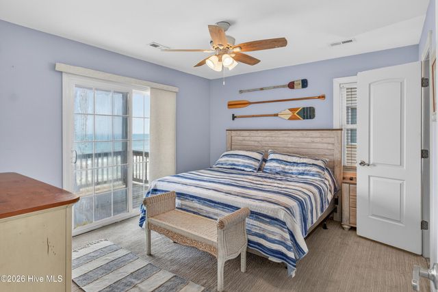 34 Porpoise Place, N Topsail Beach, NC 28460