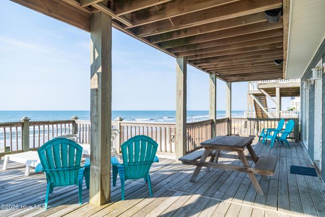 34 Porpoise Place, N Topsail Beach, NC 28460