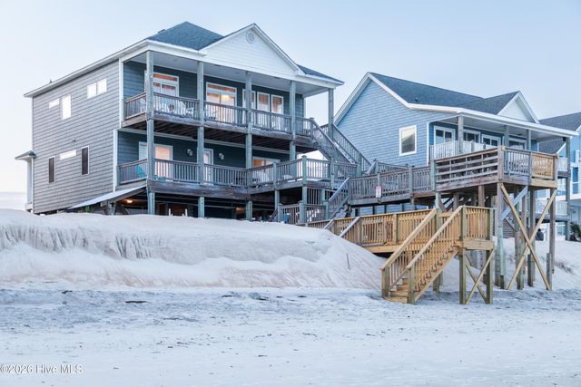 34 Porpoise Place, N Topsail Beach, NC 28460