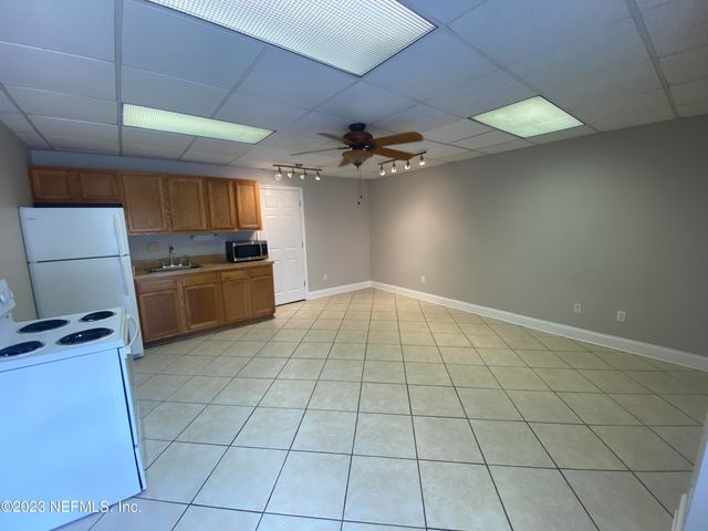 1824 HENDRICKS Avenue 2, Jacksonville, FL 32207