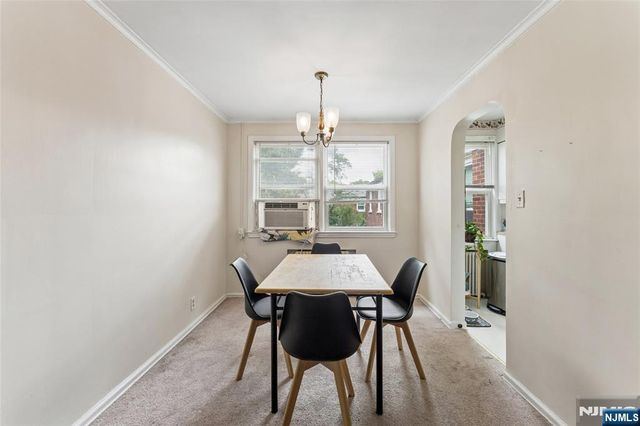 23 Park 88, Verona, NJ 07044