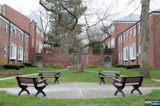 23 Park 88, Verona, NJ 07044