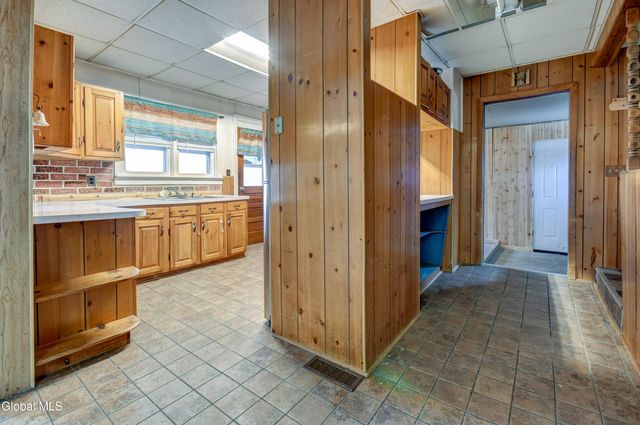 269 Bleecker Street, Gloversville, NY 12078