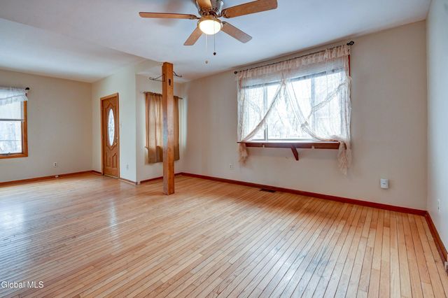 269 Bleecker Street, Gloversville, NY 12078