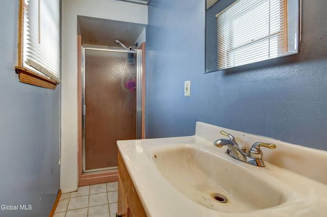 269 Bleecker Street, Gloversville, NY 12078