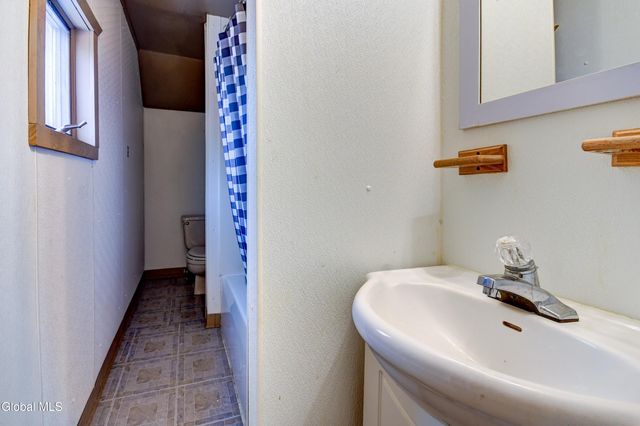 269 Bleecker Street, Gloversville, NY 12078