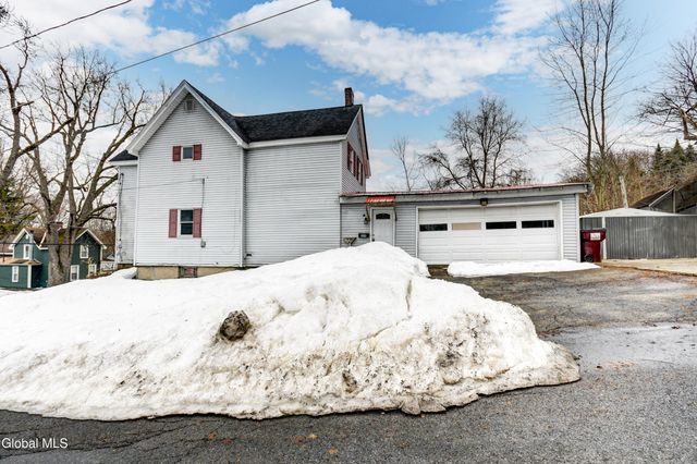 269 Bleecker Street, Gloversville, NY 12078