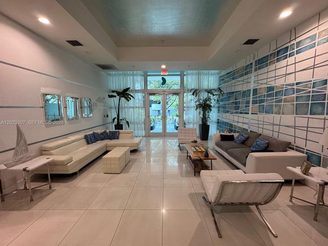 1723 SW 2nd Ave 704, Miami, FL 33129