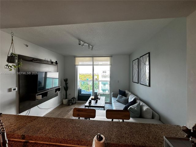 1723 SW 2nd Ave 704, Miami, FL 33129