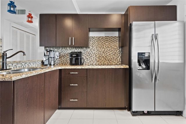 2999 Point East Drive C502, Aventura, FL 33160