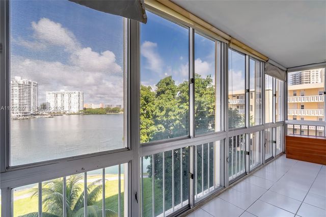 2999 Point East Drive C502, Aventura, FL 33160