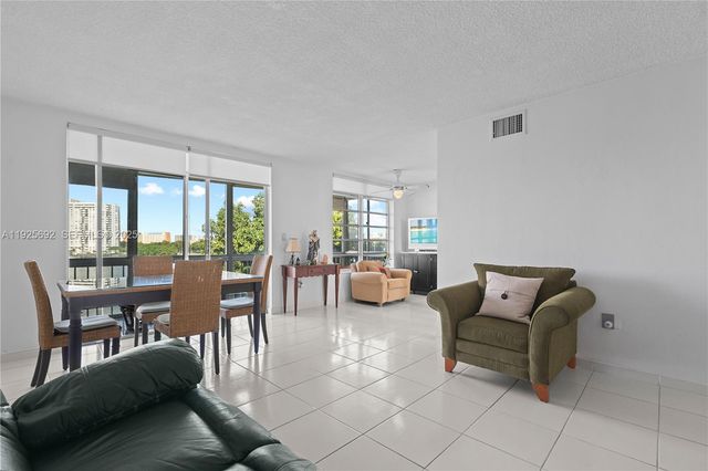 2999 Point East Drive C502, Aventura, FL 33160