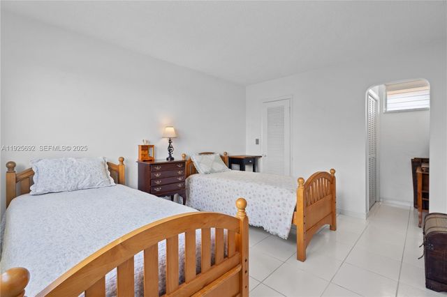 2999 Point East Drive C502, Aventura, FL 33160