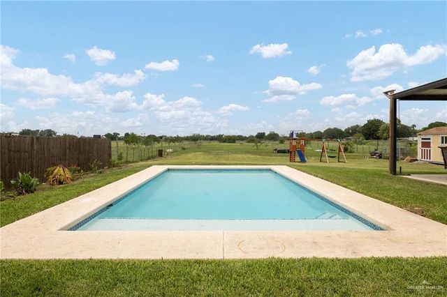 928 S Milanos Road, Weslaco, TX 78596