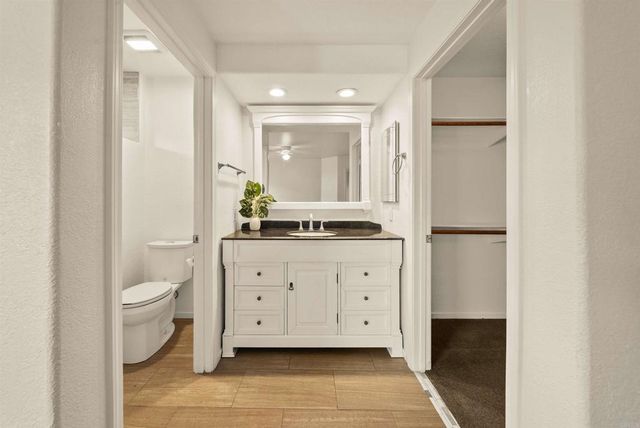 13979 Midland Road 4, Poway, CA 92064