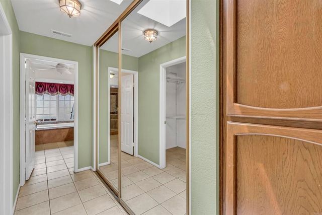 606 Gardenia Glen, Escondido, CA 92025