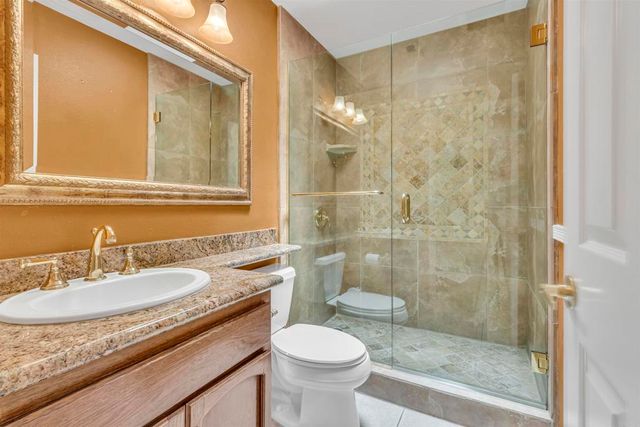 606 Gardenia Glen, Escondido, CA 92025