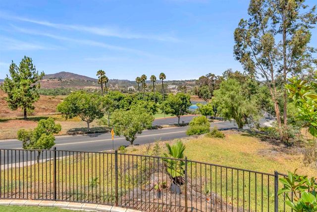 606 Gardenia Glen, Escondido, CA 92025