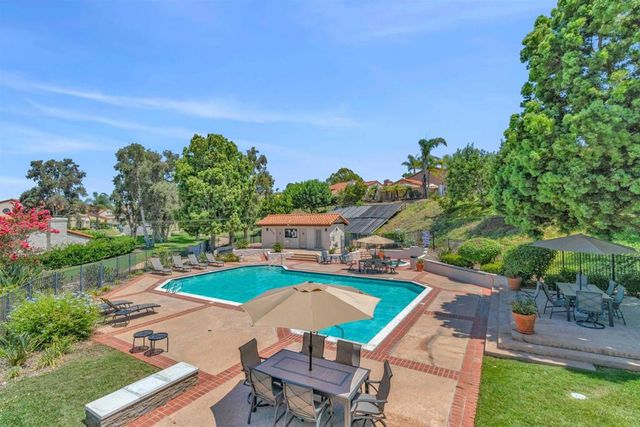 606 Gardenia Glen, Escondido, CA 92025