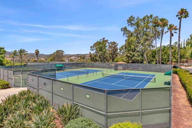 606 Gardenia Glen, Escondido, CA 92025