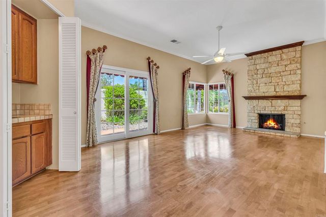 606 Gardenia Glen, Escondido, CA 92025