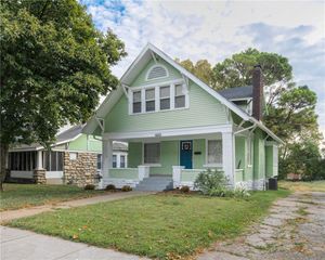 2837 Parkwood Boulevard, Kansas City, KS 66104
