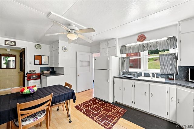7902 Back Creek Road, Boston, NY 14075