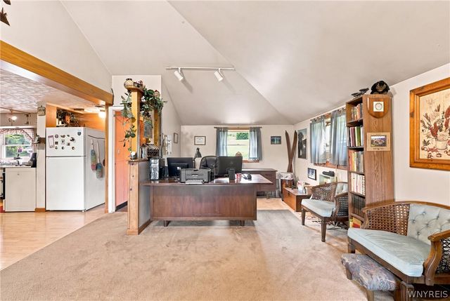 7902 Back Creek Road, Boston, NY 14075