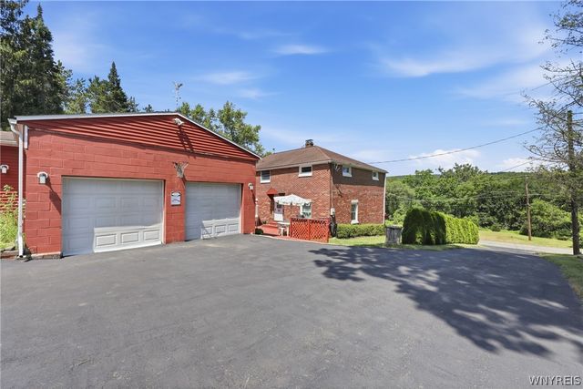 7902 Back Creek Road, Boston, NY 14075