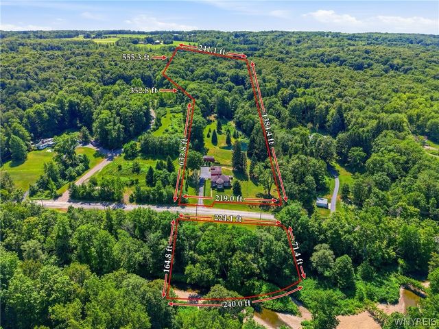7902 Back Creek Road, Boston, NY 14075