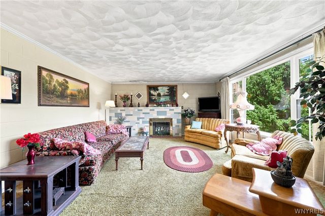 7902 Back Creek Road, Boston, NY 14075