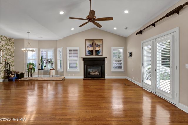 5622 Shell Road Village Drive, Wilmington, NC 28403