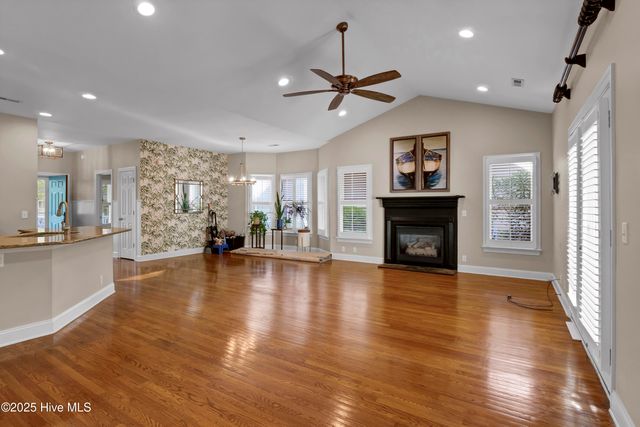 5622 Shell Road Village Drive, Wilmington, NC 28403