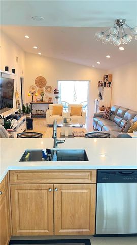 1359 Summit Run Cir, West Palm Beach, FL 33415