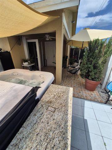 1359 Summit Run Cir, West Palm Beach, FL 33415