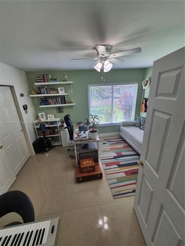 1359 Summit Run Cir, West Palm Beach, FL 33415