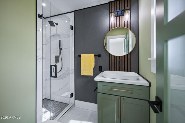 3616 E FAIRMOUNT Avenue, Phoenix, AZ 85018