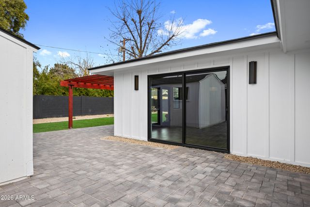 3616 E FAIRMOUNT Avenue, Phoenix, AZ 85018