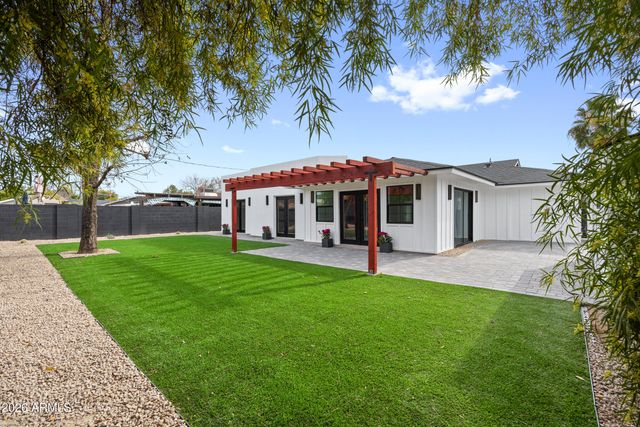 3616 E FAIRMOUNT Avenue, Phoenix, AZ 85018