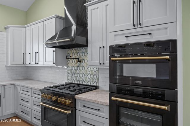 3616 E FAIRMOUNT Avenue, Phoenix, AZ 85018