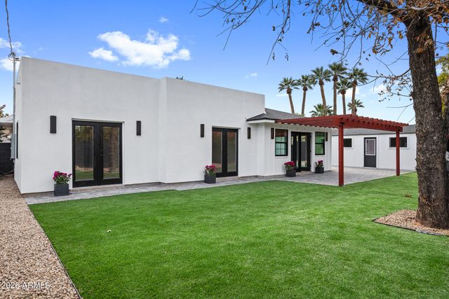 3616 E FAIRMOUNT Avenue, Phoenix, AZ 85018