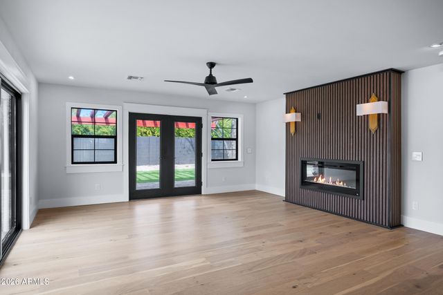 3616 E FAIRMOUNT Avenue, Phoenix, AZ 85018